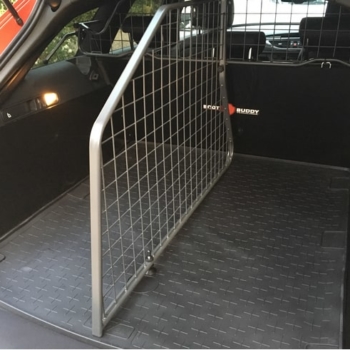 Boot Buddy With Travall Dog Guard And Divider In Audi RS6 Avant 11 Present. Min