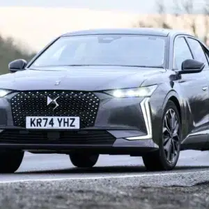 DS 4