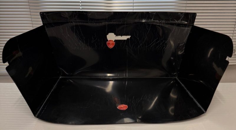 VersaLiner - Gloss Finish - Reduced to clear (Stock - 0019) 1 VersaLiner - Gloss Finish - Reduced to clear (Stock - 0019)